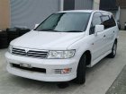 MITSUBISHI Chariot Grandis 2000