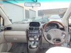 MITSUBISHI Chariot Grandis 2000