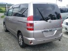 TOYOTA Noah 2001