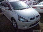 MITSUBISHI Grandis 2003