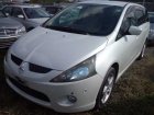 MITSUBISHI Grandis 2003